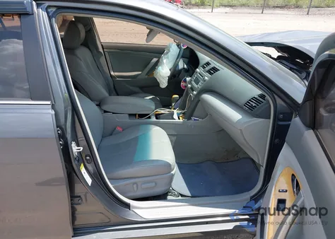 2007 Toyota Camry Xle V6 z USA, uszkodzony, nr VIN 4T1BK46K77U527681